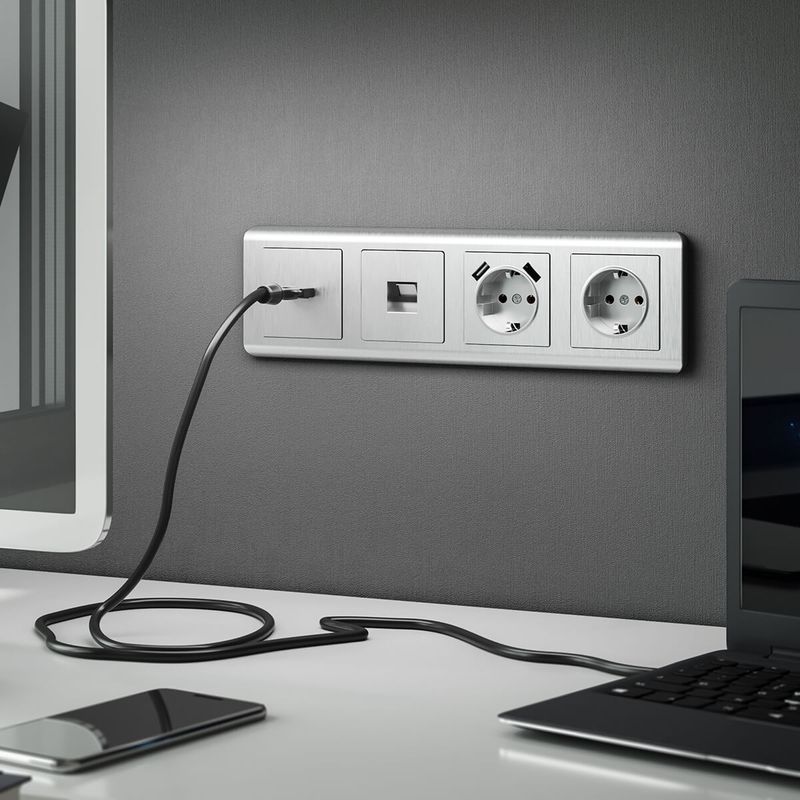 WL09-USB-CP/ Электроустановочные изделия -  Накладка  для розетки USB (cеребряный рифленый)  во Владимире
